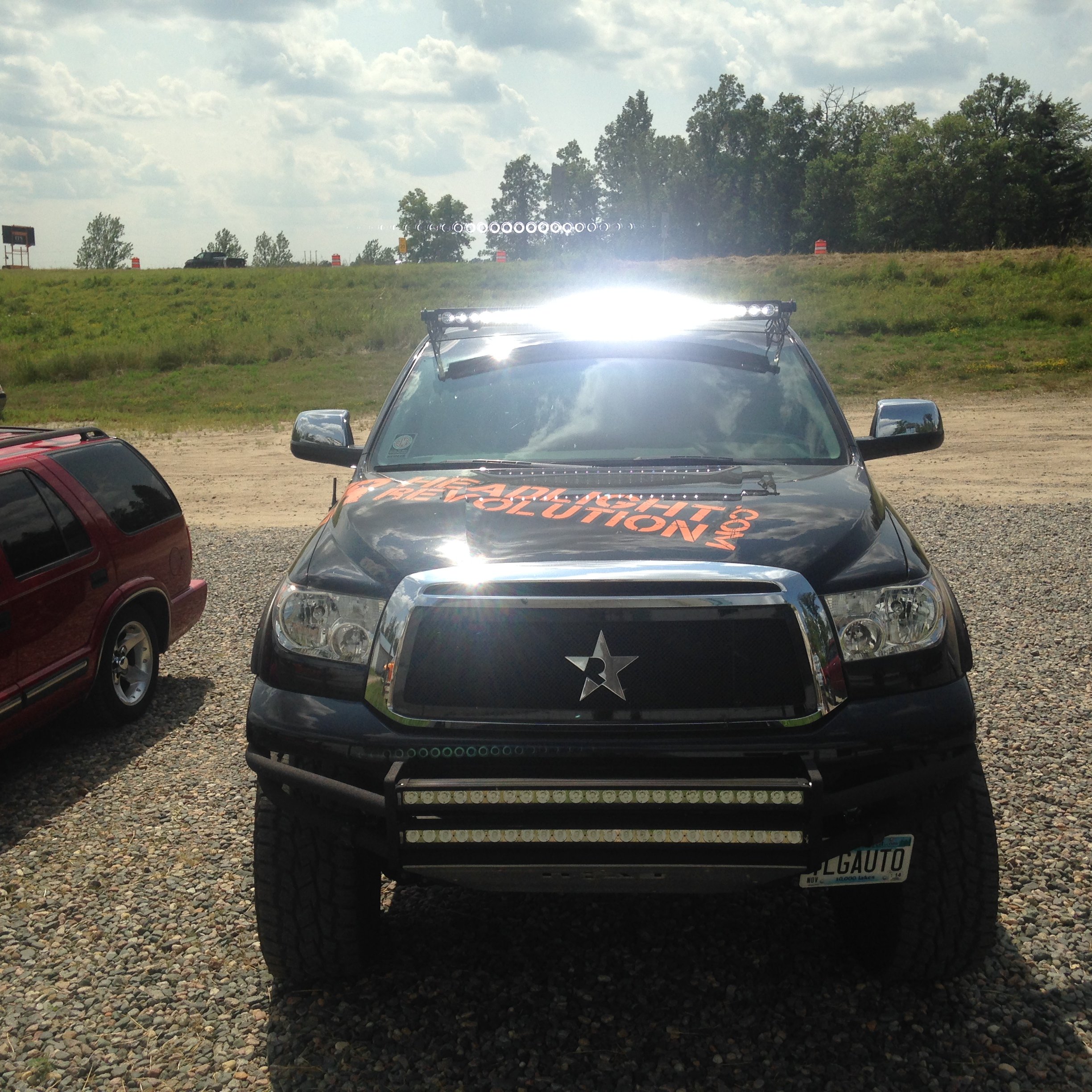 how to hook up a light bar on a truck